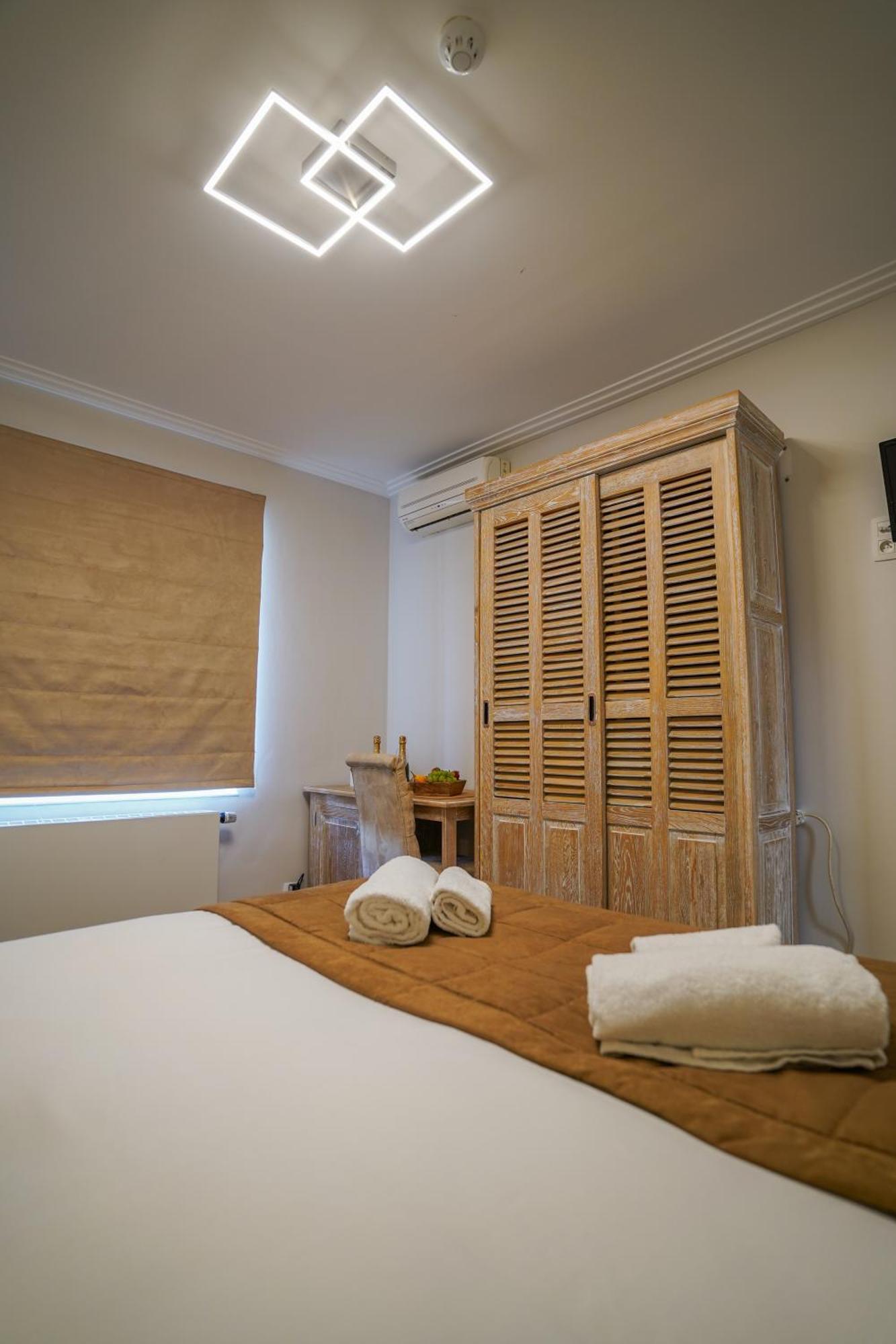 Hotel Au Comte De Mercy Oupeye Room photo