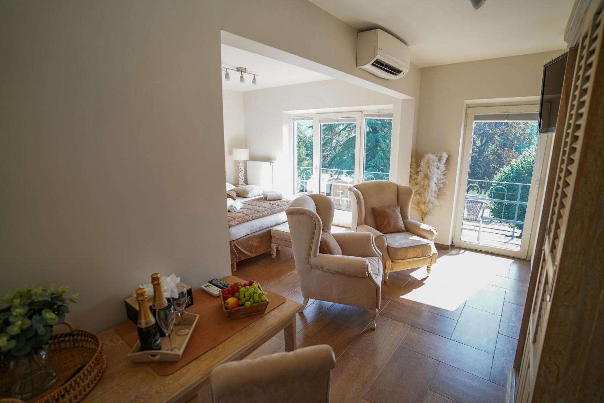 Hotel Au Comte De Mercy Oupeye Room photo